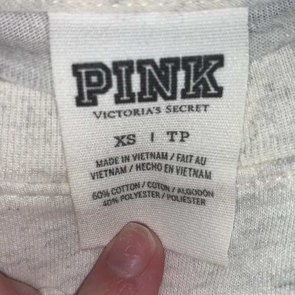 VS PINK off white long sleeve shirt - Picture 2 of 6